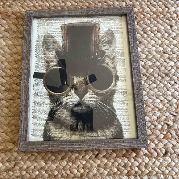 Cat Canvas - Picture 1 of 3